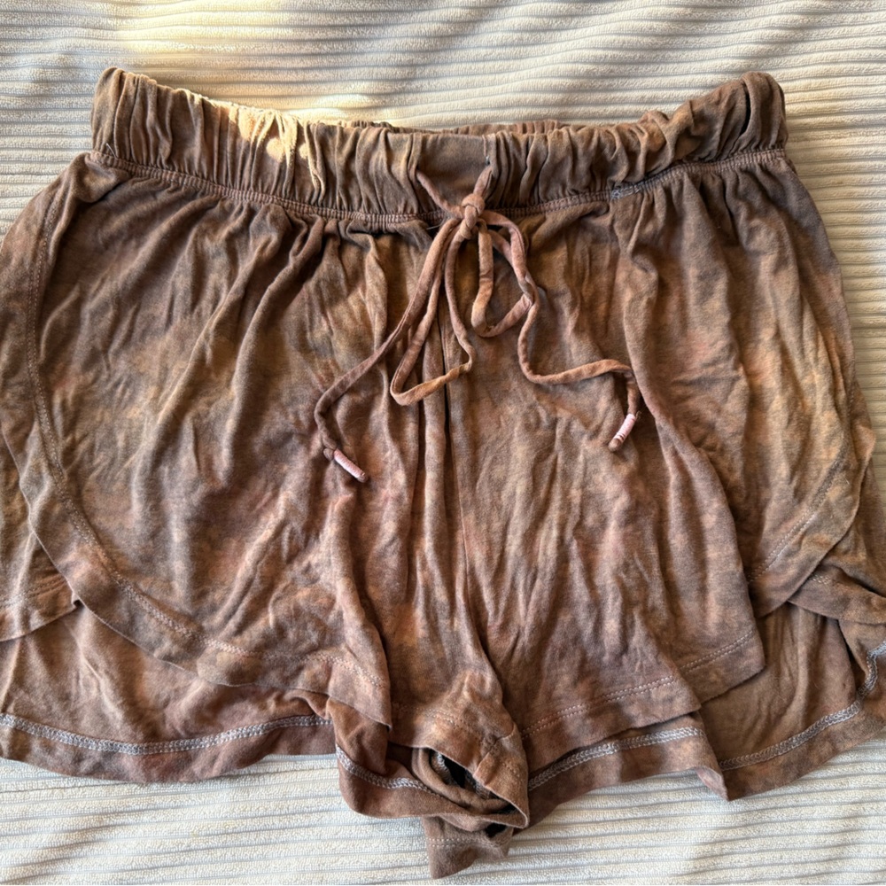 Women's Athletic Shorts in Brown